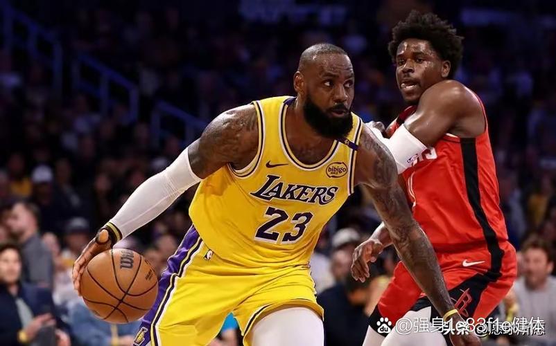 队记：明天主场揭幕战对阵太阳 快船全员健康都可以出战