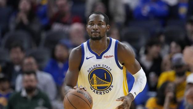 库里：库明加让哈登每次得分都相当艰难 他不得高分也能影响胜利