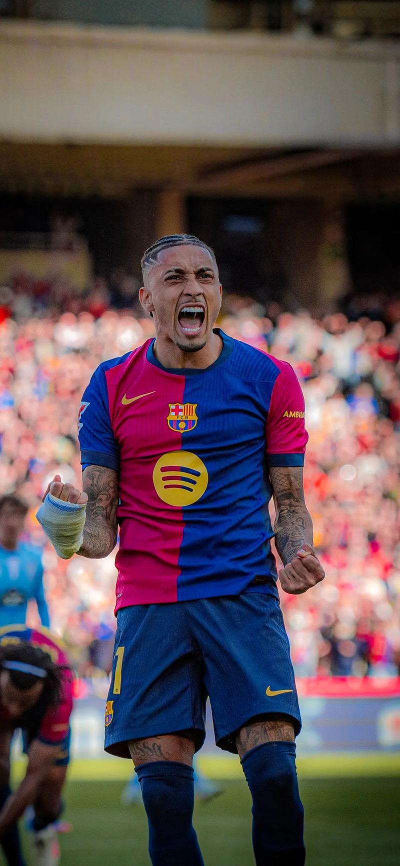 西媒:梅西决定介入明年的巴萨选举,对抗此前背叛了他的拉波尔塔