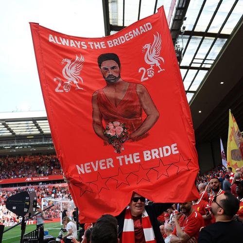 利物浦球迷热烈欢迎阿隆索:我们永远选你不选兰帕德