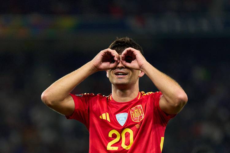 18岁115天,亚马尔超越姆巴佩成为欧冠打进7球最年轻球员