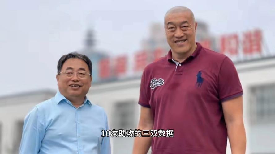 马健：詹姆斯不能提升球队防守 目前湖人似更倾向留小里而非老詹