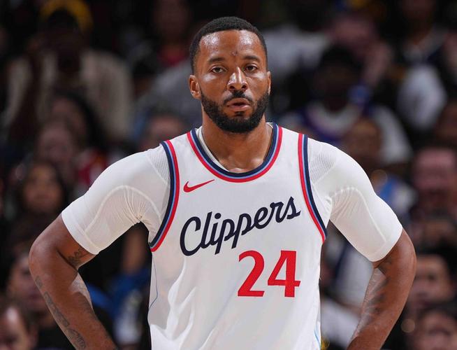 马健：哈登太惨了&没人能分担压力 快船最大败笔就是放走了鲍威尔