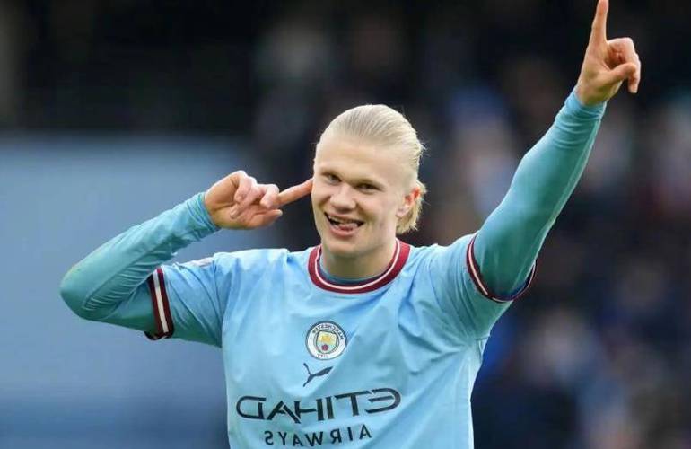 埃泽今年英超参与18球，同期仅少于哈兰德、萨拉赫、姆伯莫