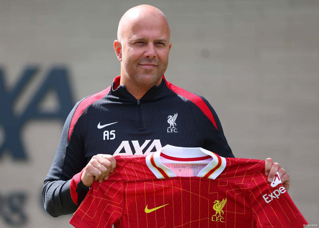 6轮4球紧追榜首！26岁努涅斯过门将打空门，4500万沙特联第1身价