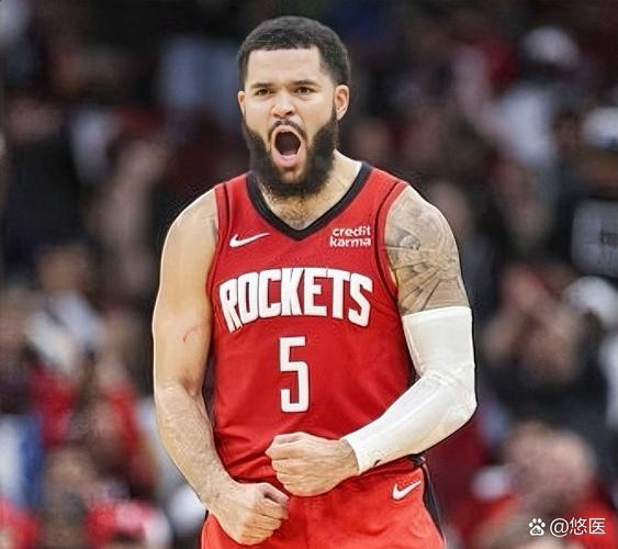 天空：热刺关注波尔图21岁西班牙中锋阿格霍瓦，可能很快正式报价