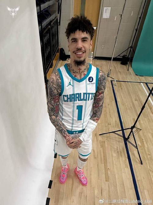 Stein：莫兰特、拉梅洛·鲍尔和特雷·杨都可能在截止日前被交易