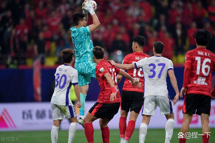 主力尽出！亚冠-蓉城vs广岛首发：韦世豪、罗慕洛、周定洋先发