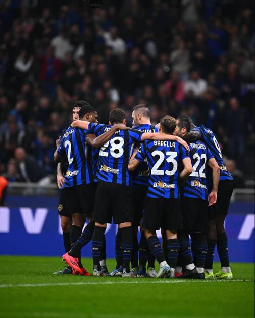 意甲13轮裁判组：克雷齐尼执法尤文，科卢执法米兰，吉达执法国米