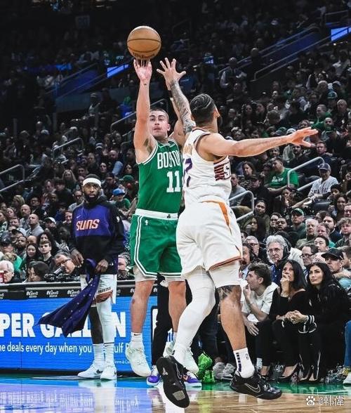 很全面！杰伦·布朗31中12砍全队最高33分外加10板5助2断2帽