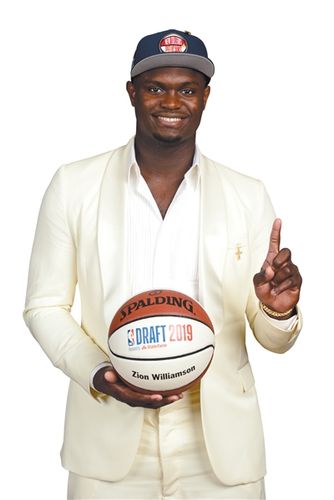 我也是状元！锡安转身强打JJJ 左手高打板上篮扳平比分！