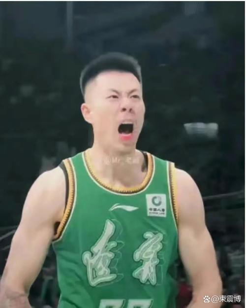 媒体人：张镇麟是今天最勇于承担责任的人 他在精神方面更成熟了