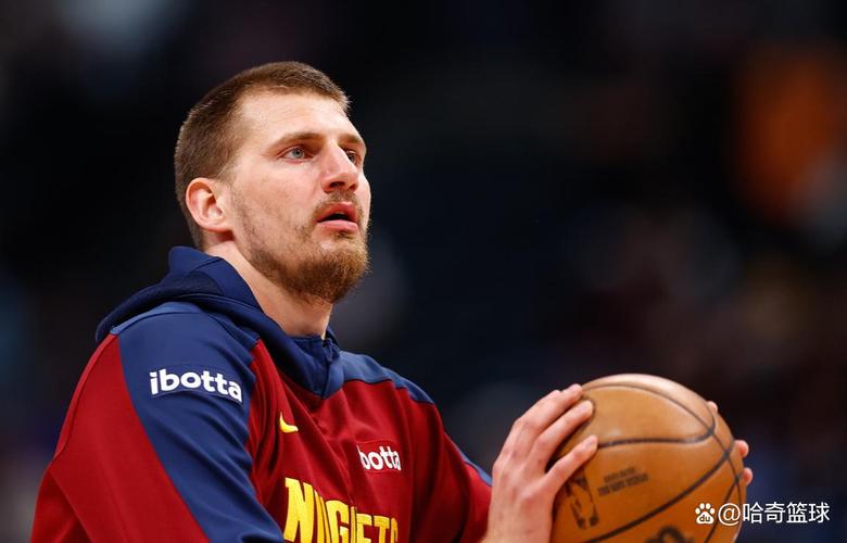 逼死强迫症！约基奇10中7得到21分9板10助1断1帽 罚球8中6