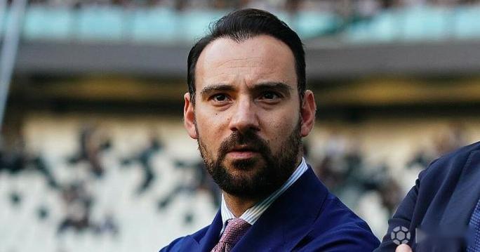 那不勒斯总监：冬季将把握中场引援机会，但我们不会签回因西涅