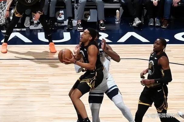奥特：背靠背双方都疲劳 掘金靠关键球稳住局势打乱了我们节奏