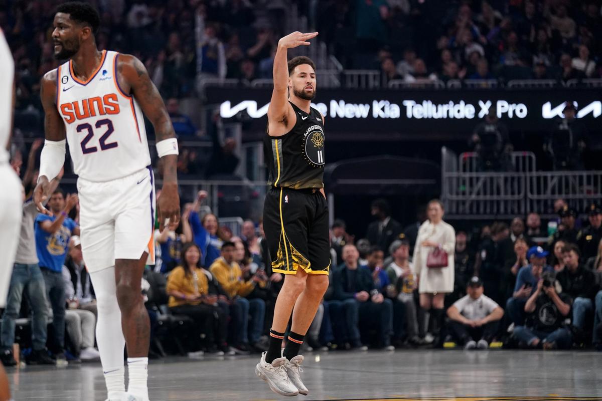 手感火热！27号秀沃尔夫半场9中6&4记三分轰17分2板 次节独得11分